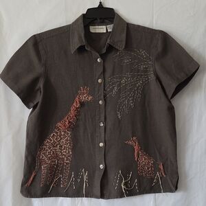 Embroidered Giraffe Short-Sleeve Button-Down Shirt - Brown